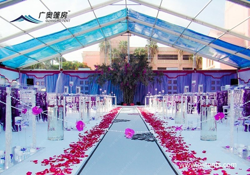 為何婚慶宴會(huì)篷房會(huì)成為城市與農(nóng)村喜宴的主流建筑？